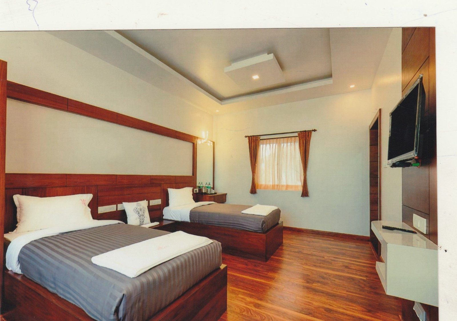 Resorts – Resort 5